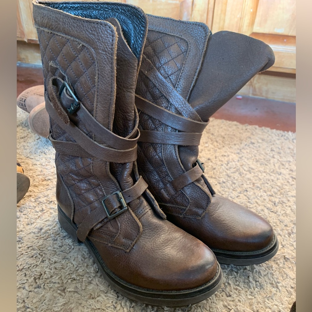 Steve Madden boots